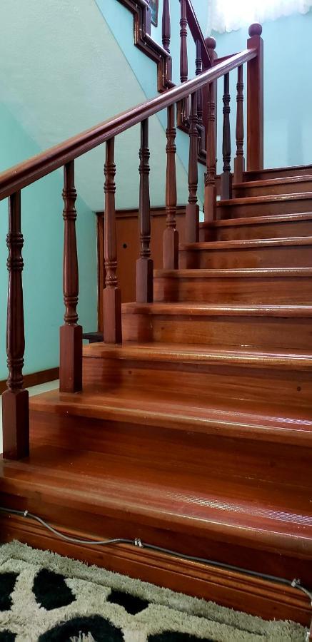 Family Nest Guesthouse 基苏木 外观 照片