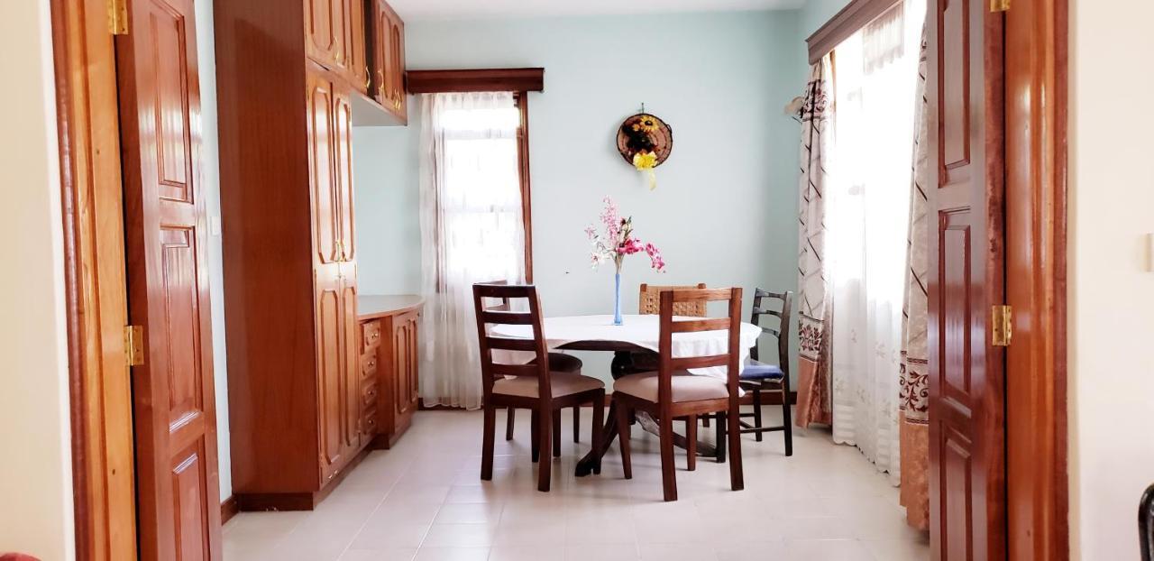 Family Nest Guesthouse 基苏木 外观 照片